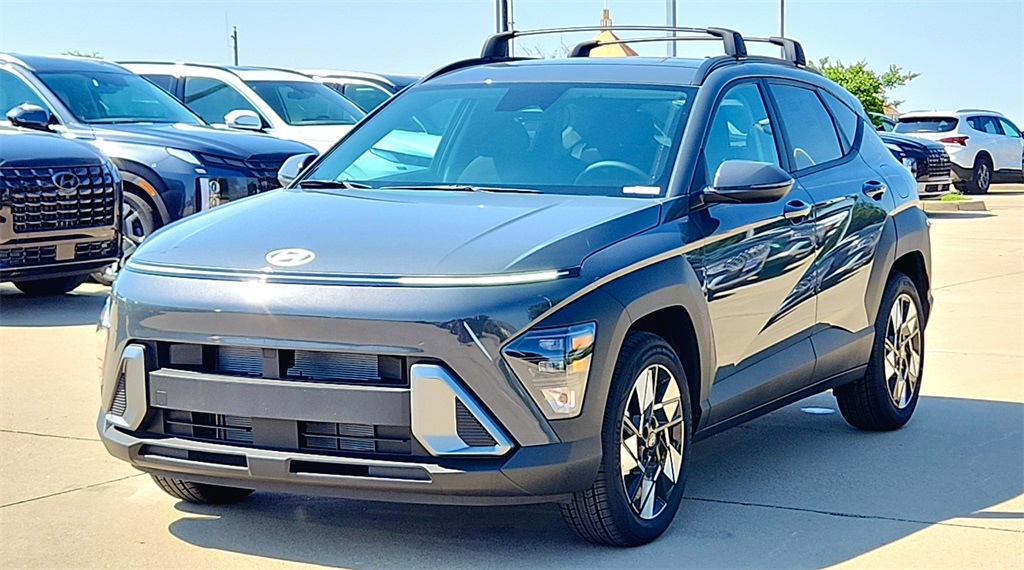 2026 Hyundai Kona SEL photo 28