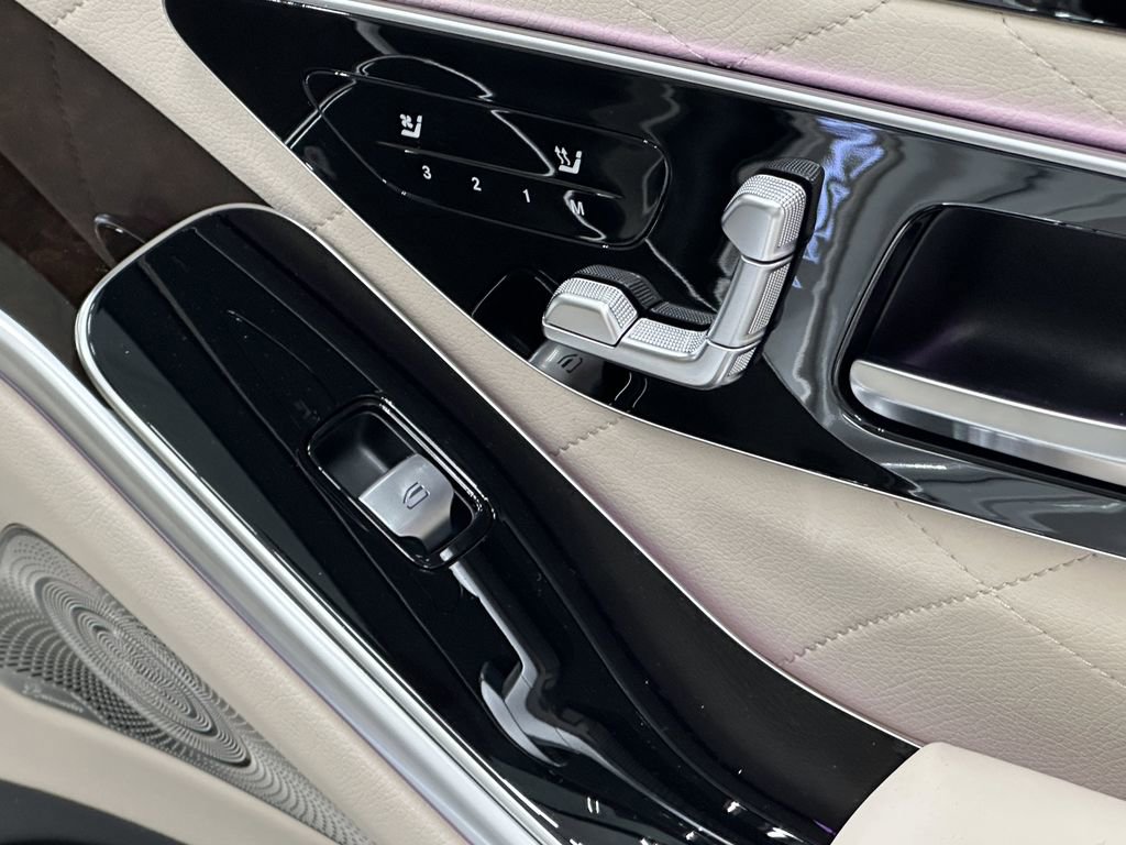 2026 Mercedes Benz S 500 4MATIC photo 15