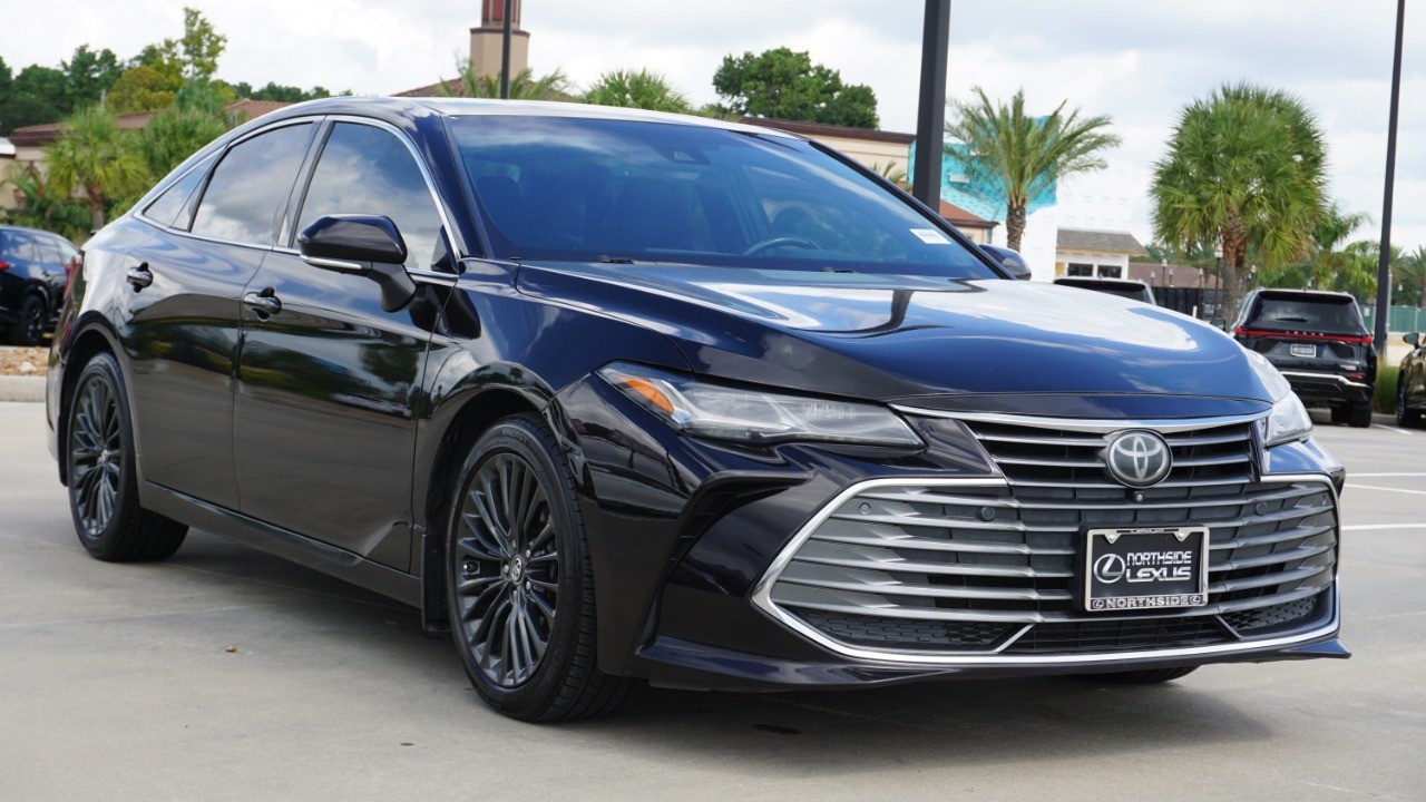 2021 Toyota Avalon Limited photo 3