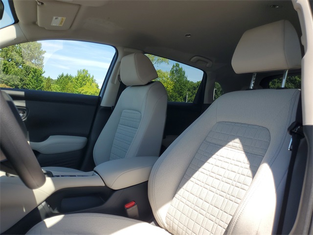 2026 Honda HR-V LX photo 13