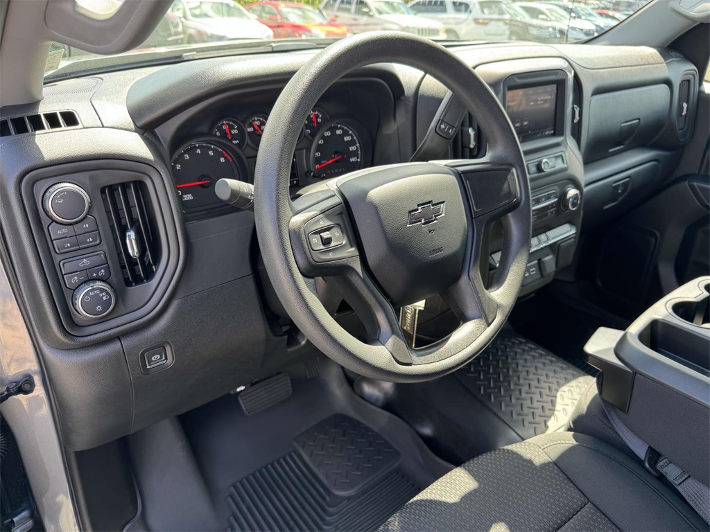 2021 Chevrolet Silverado 1500 Custom Trail Boss photo 2