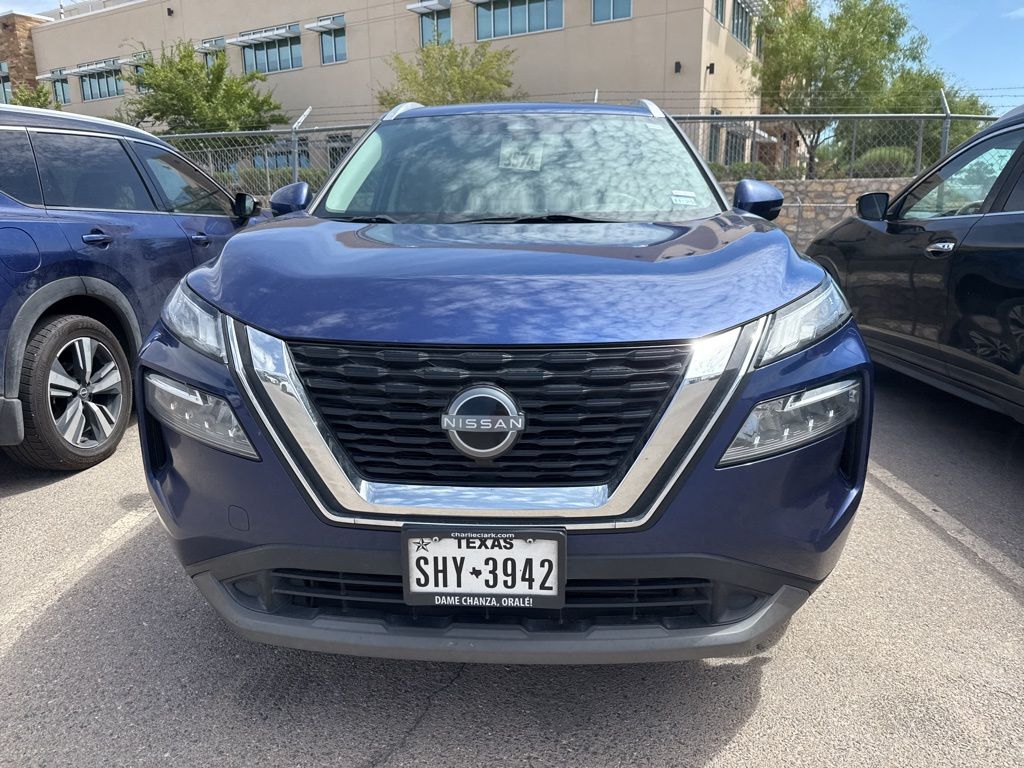 2023 Nissan Rogue SV photo 4