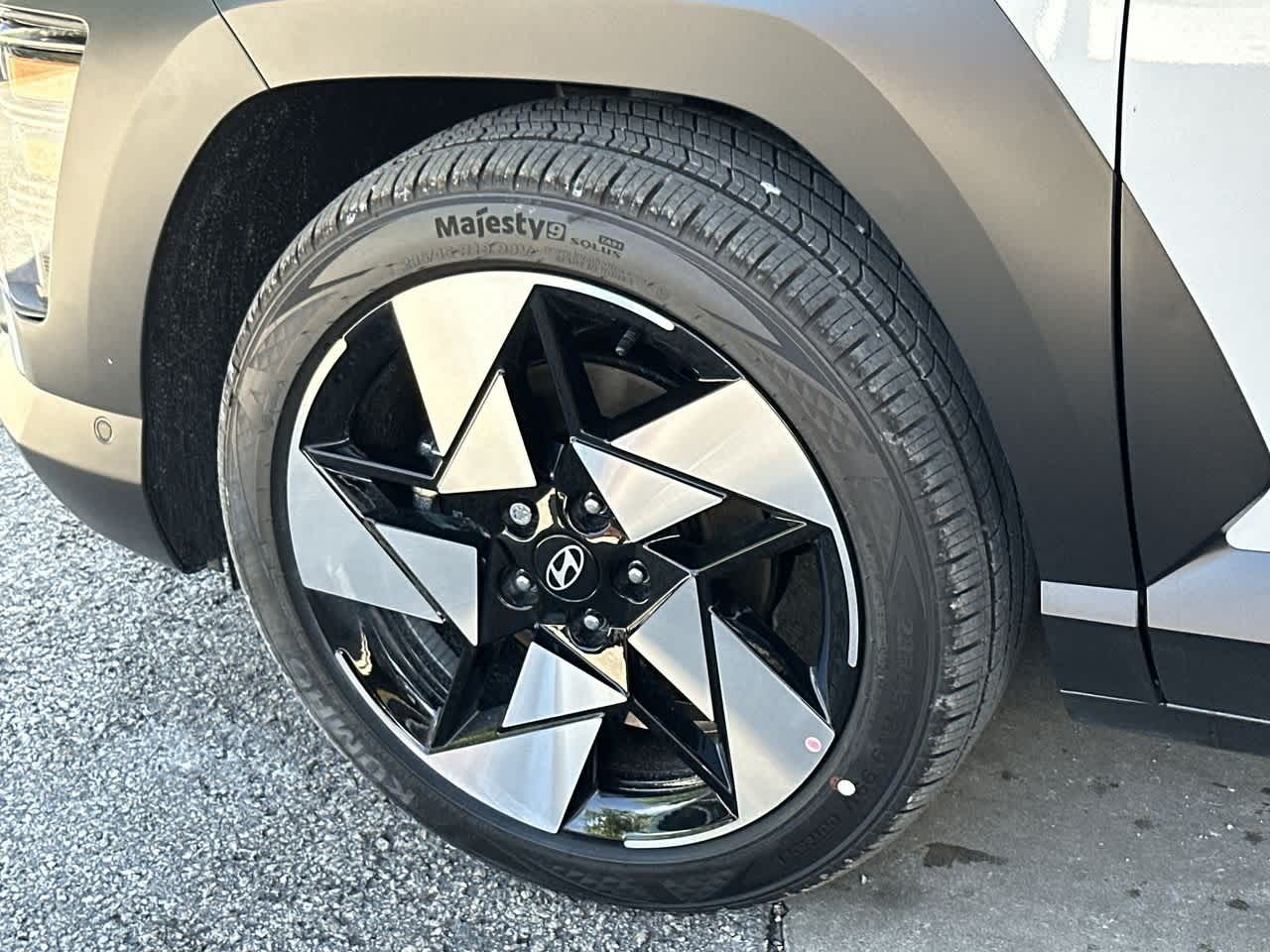 2026 Hyundai Kona Limited photo 11