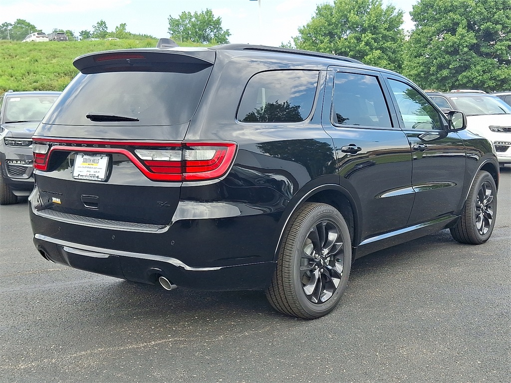 2025 Dodge Durango R/T Plus photo 4
