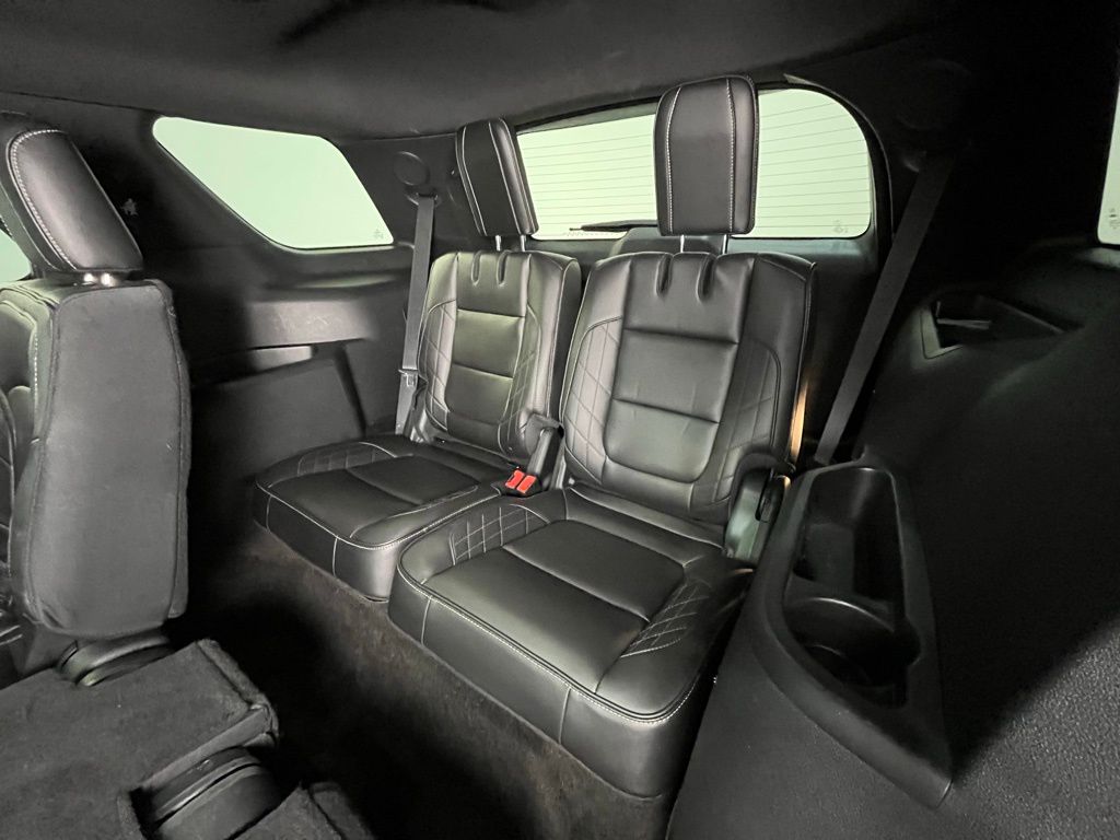 2018 Ford Explorer Platinum photo 20