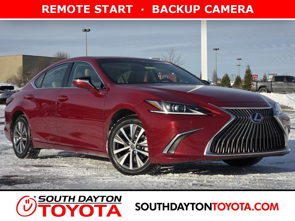 2021 Lexus ES Hybrid 300h's photo
