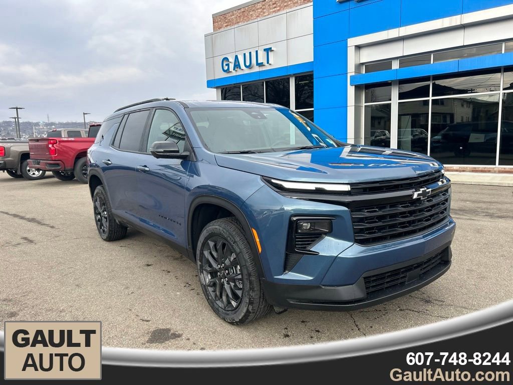 2026 Chevrolet Traverse LT's photo