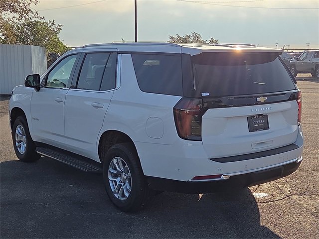 2025 Chevrolet Tahoe LS photo 3