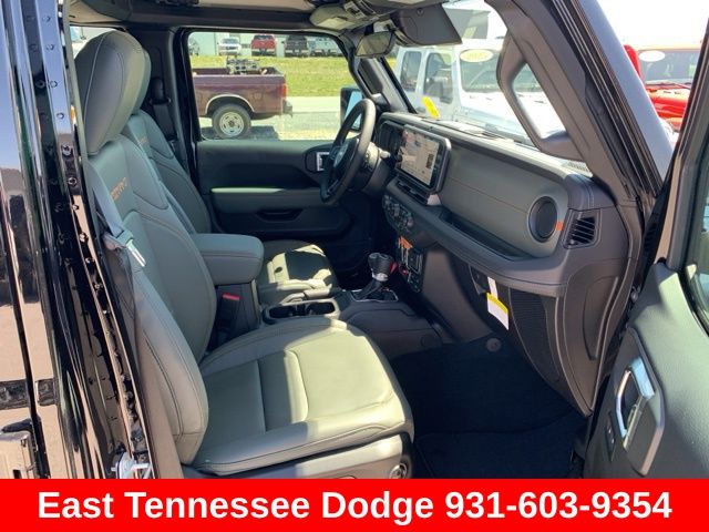 2025 Jeep Gladiator Mojave photo 25
