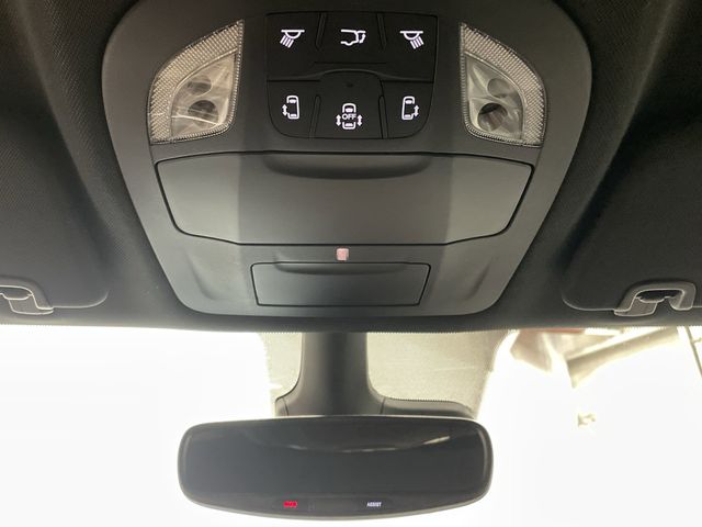 2025 Chrysler Pacifica photo 24