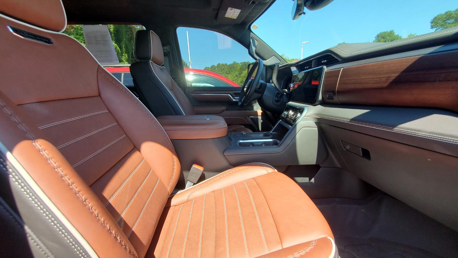 2025 Gmc Sierra 2500 HD Denali Ultimate photo 3