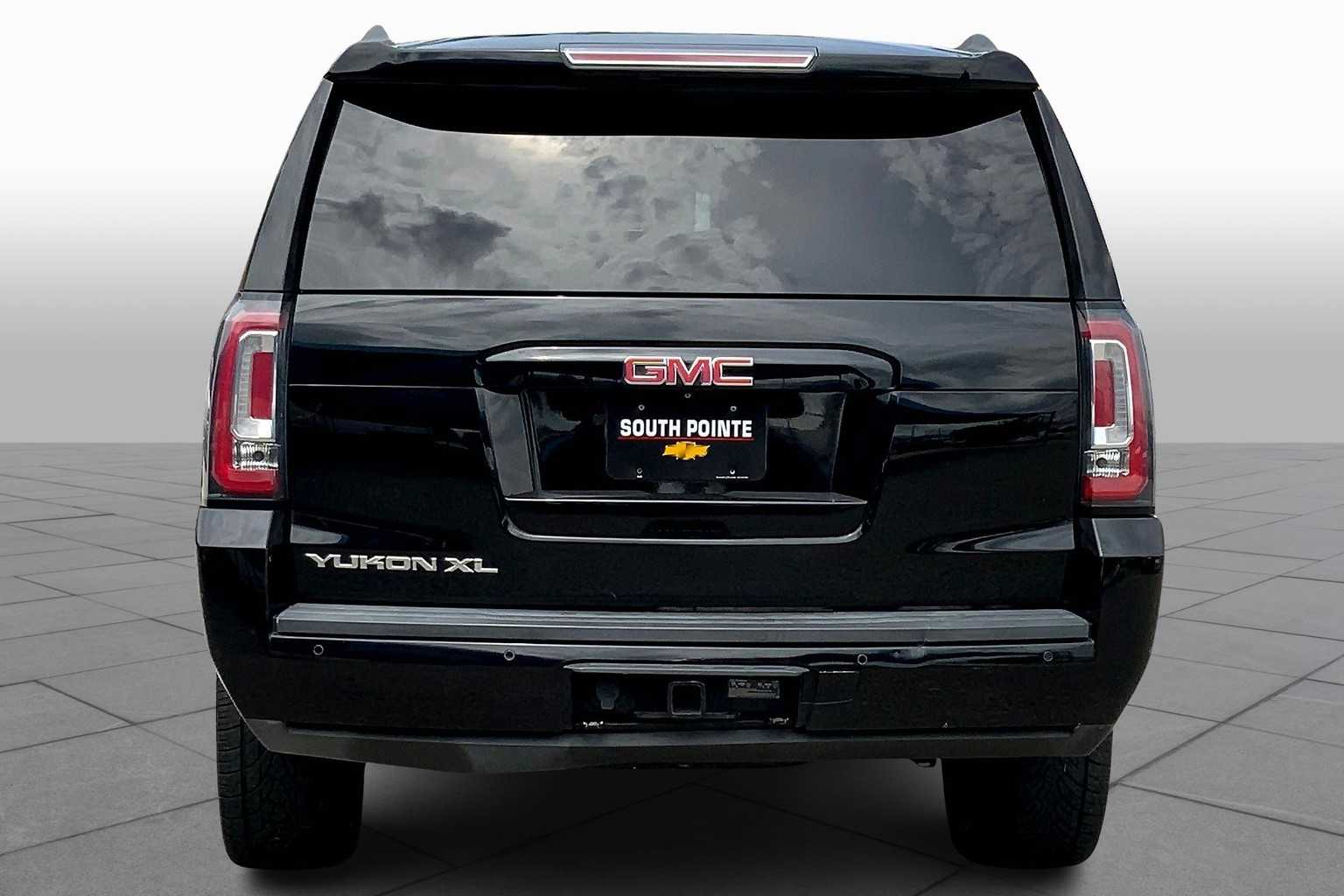 2015 Gmc Yukon XL SLE photo 2