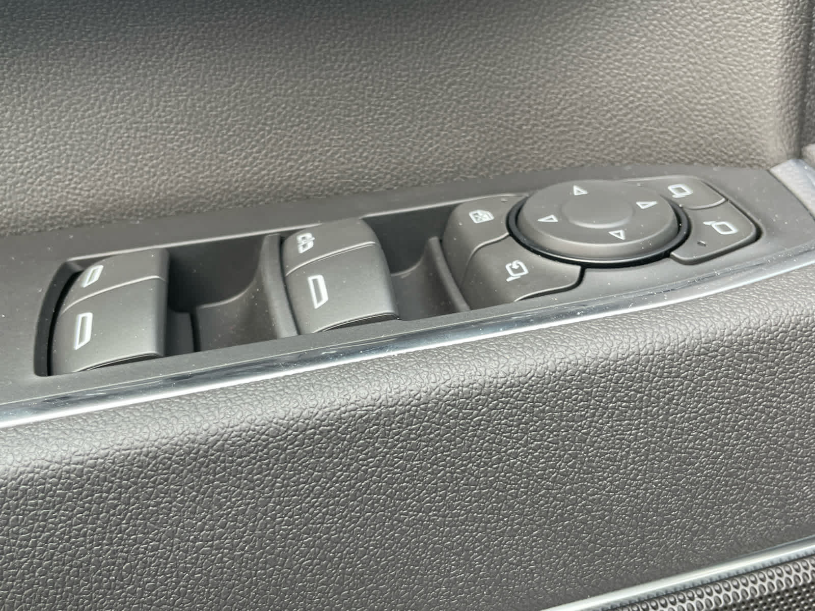 2025 Chevrolet Silverado 3500HD LT photo 27