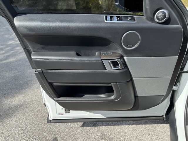 2019 Land Rover Range Rover Sport HSE photo 9