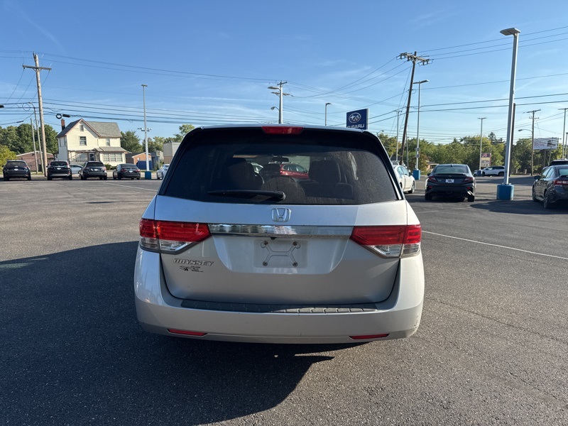 2015 Honda Odyssey EX photo 2