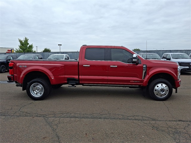 2024 Ford F-450 Limited photo 7