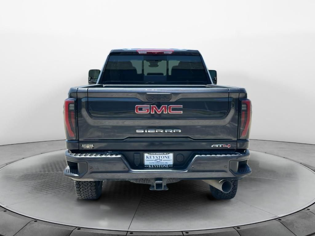 2024 Gmc Sierra 2500 AT4 photo 4