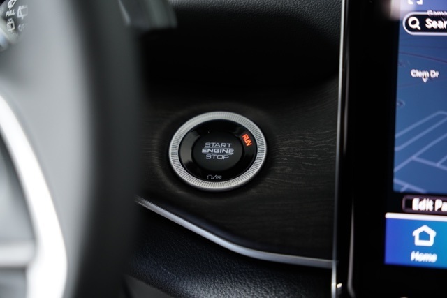 2025 Jeep Grand Cherokee Limited photo 13