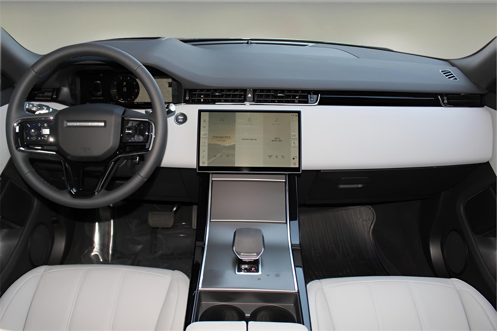 2026 Land Rover Range Rover Evoque S photo 14