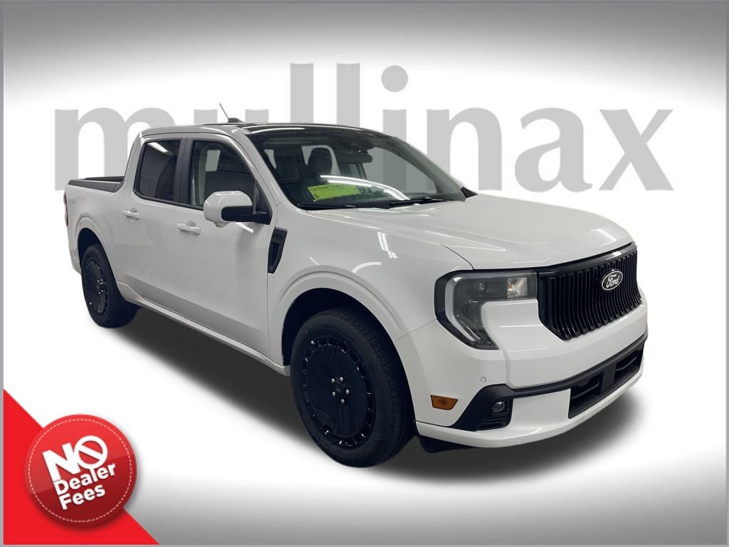 2025 Ford Maverick Lobo's photo