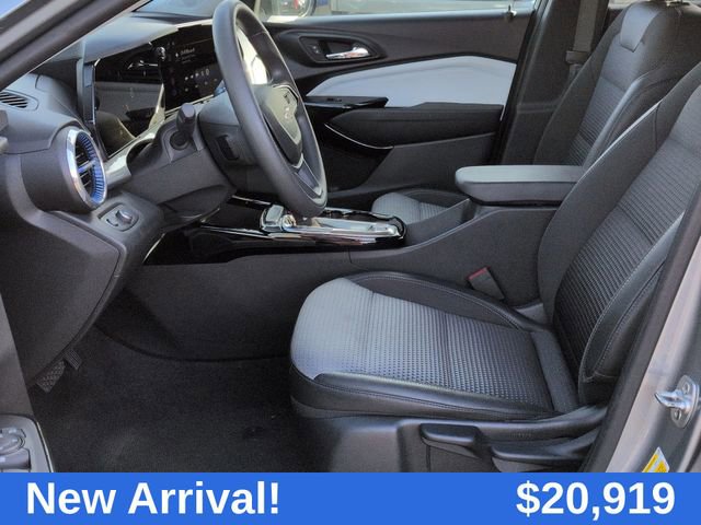 2024 Chevrolet Trax LT photo 15