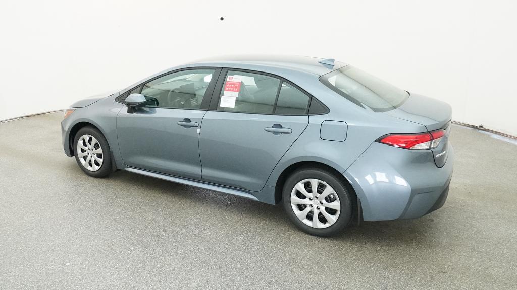 2026 Toyota Corolla LE photo 11