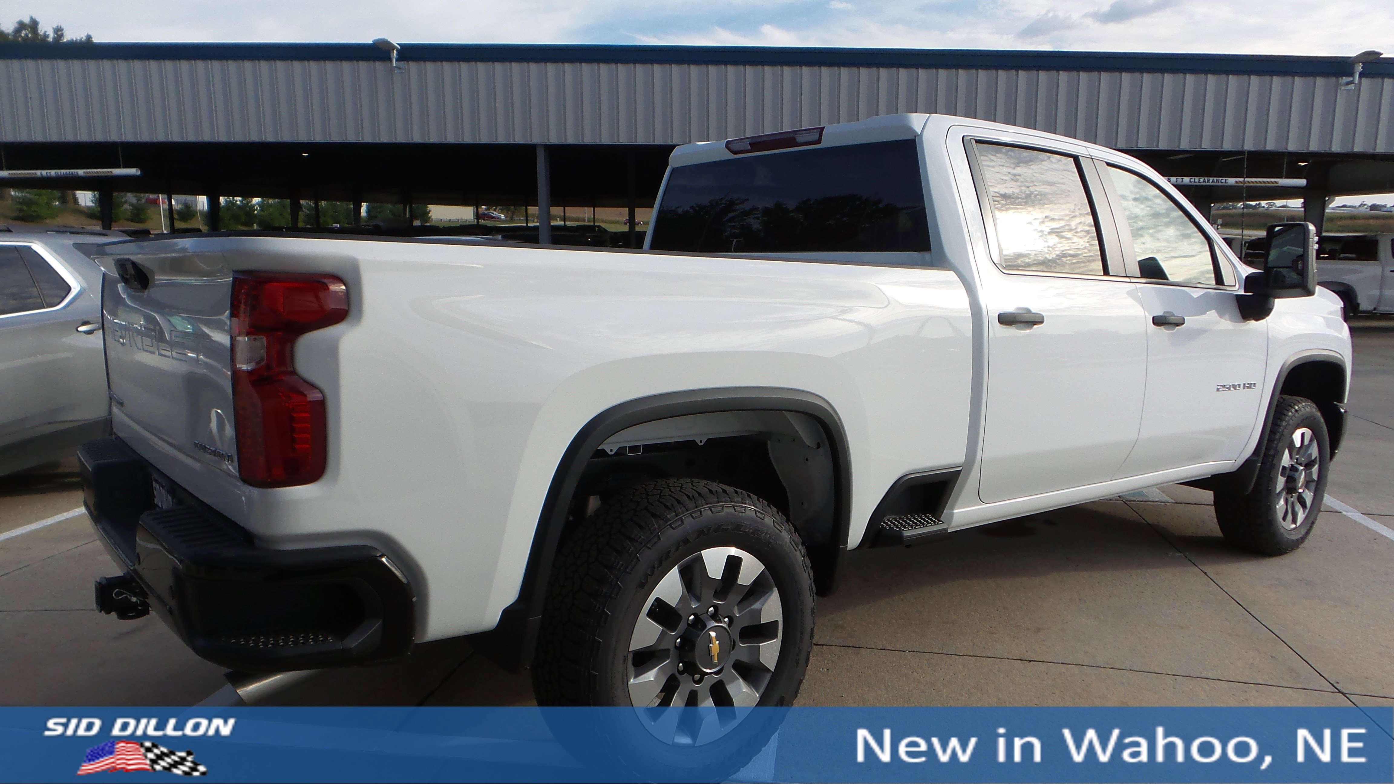 2026 Chevrolet Silverado 2500HD Custom photo 4