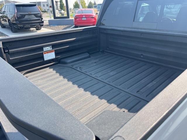 2023 Honda Ridgeline Black Edition photo 18