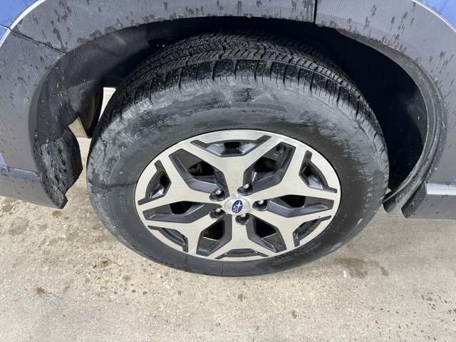 2020 Subaru Forester Premium photo 24