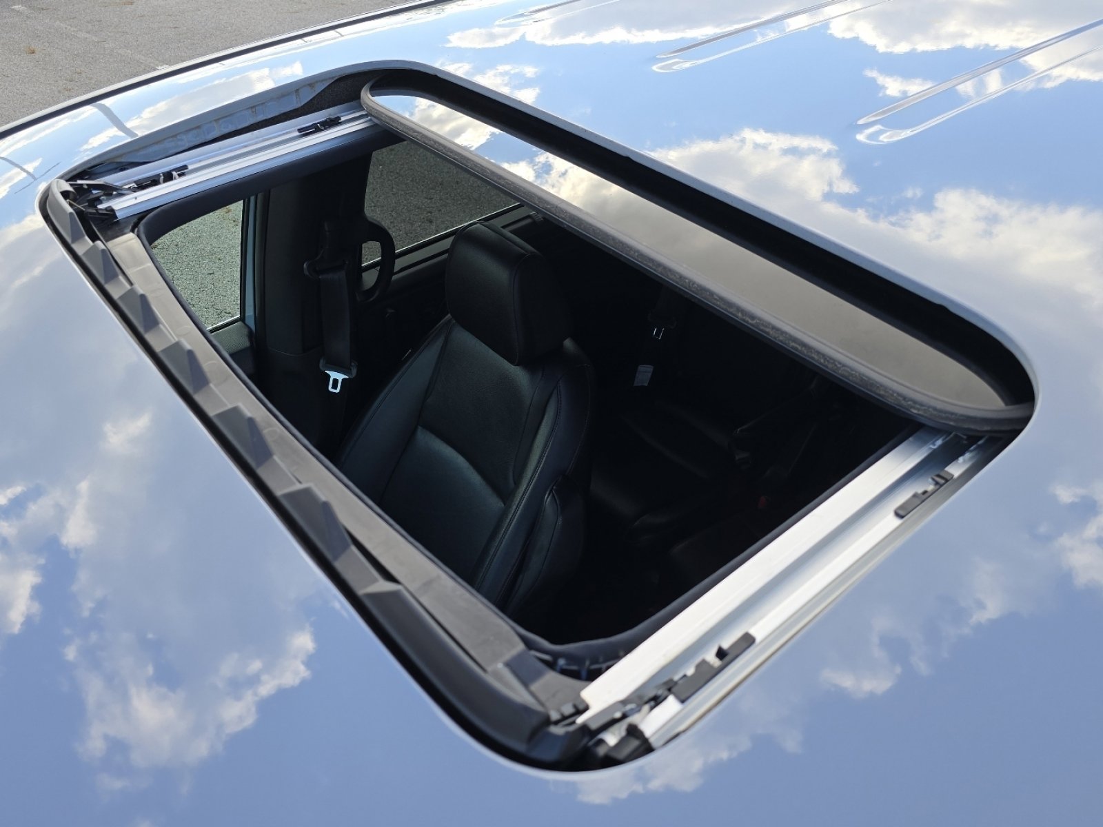 2023 Honda Odyssey Sport photo 3