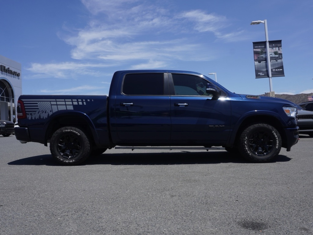 2022 Ram 1500 Laramie photo 2