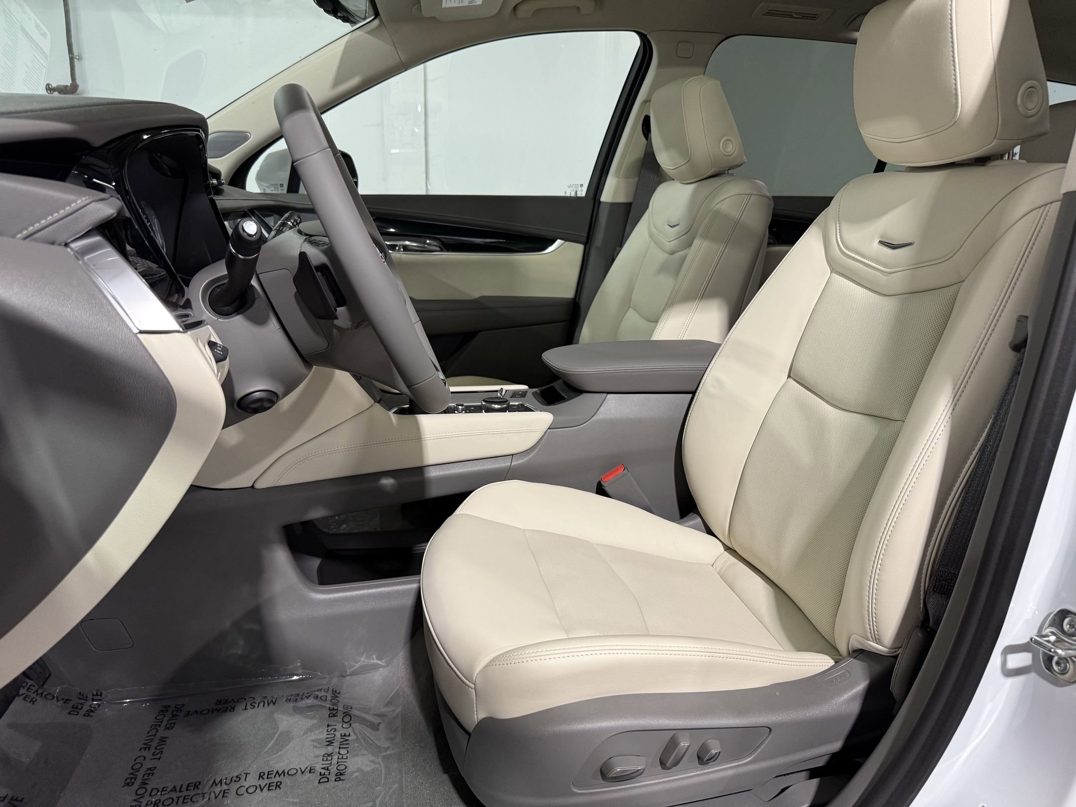 2025 Cadillac XT6 Premium Luxury photo 4