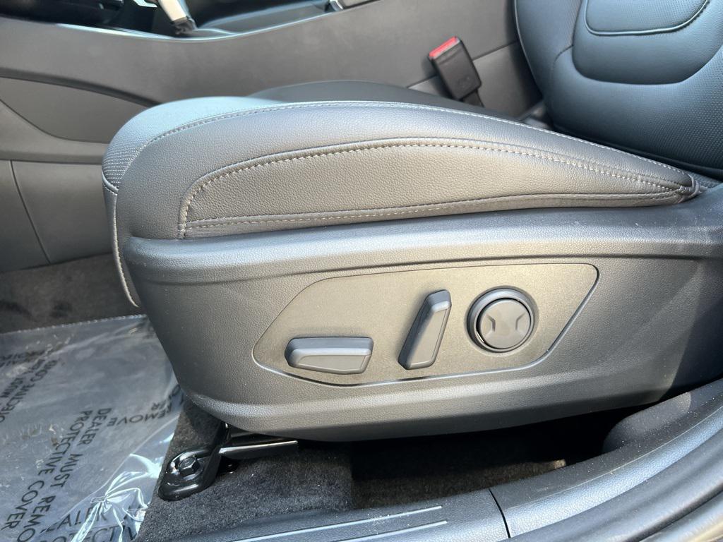 2025 Hyundai Santa Cruz SEL photo 11