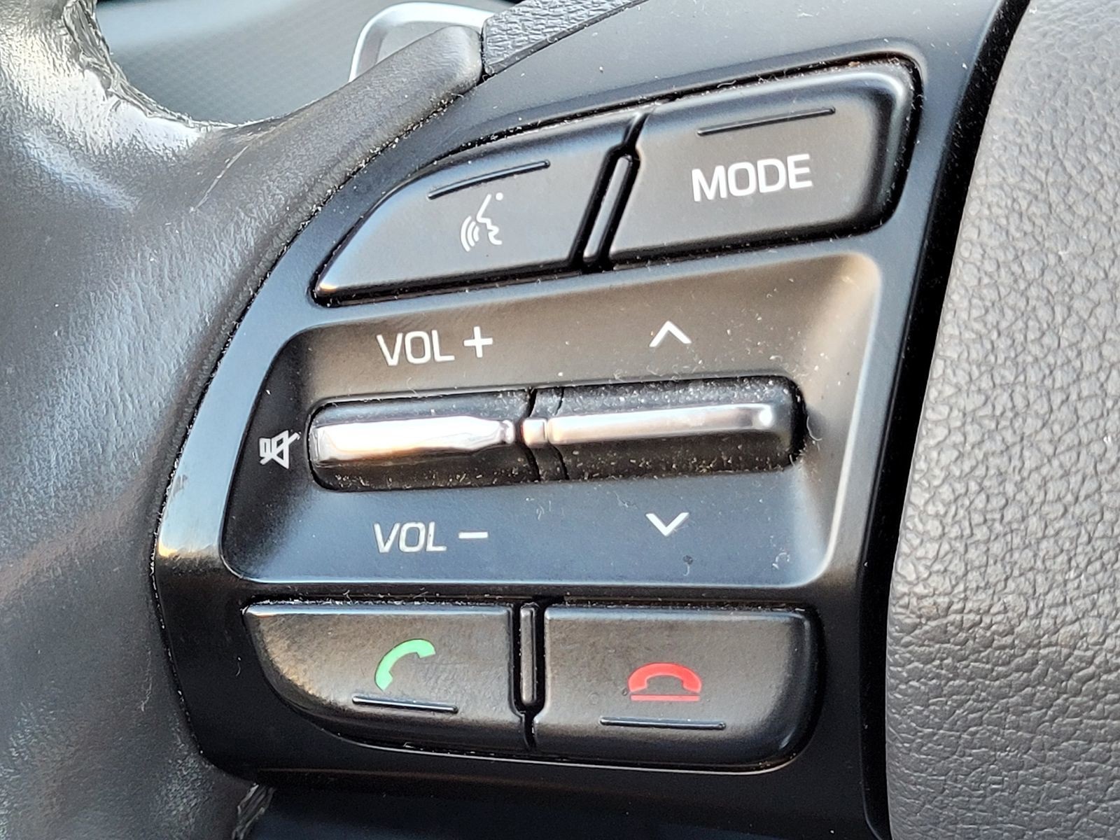 2018 Hyundai Ioniq Limited photo 3