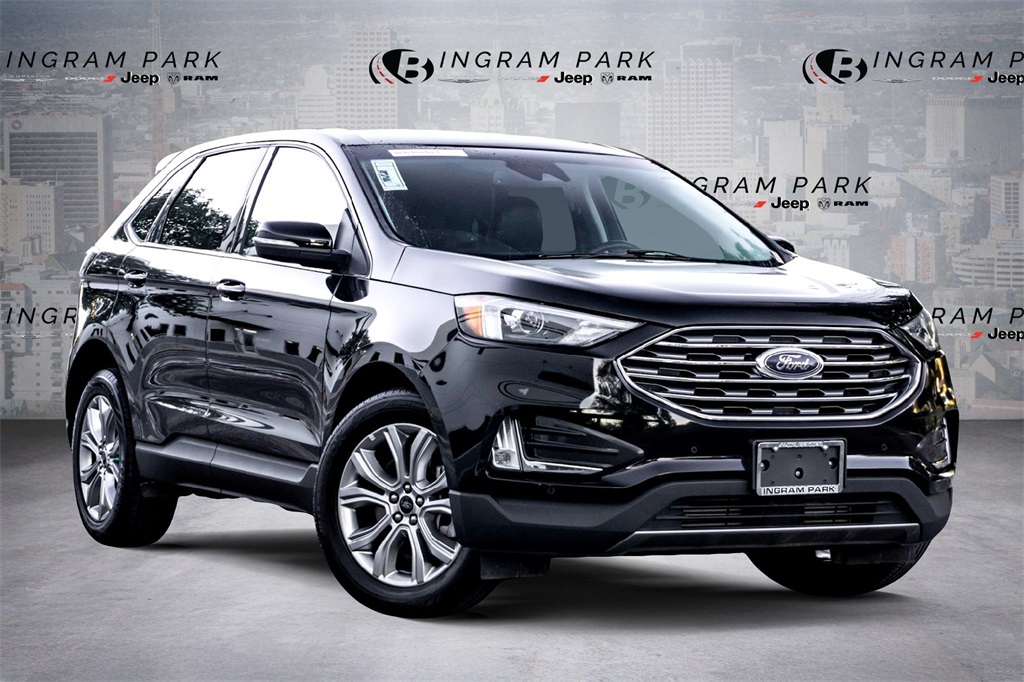 2024 Ford Edge Titanium's photo