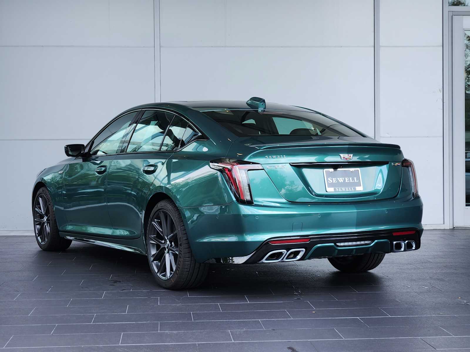 2026 Cadillac CT4 V photo 4