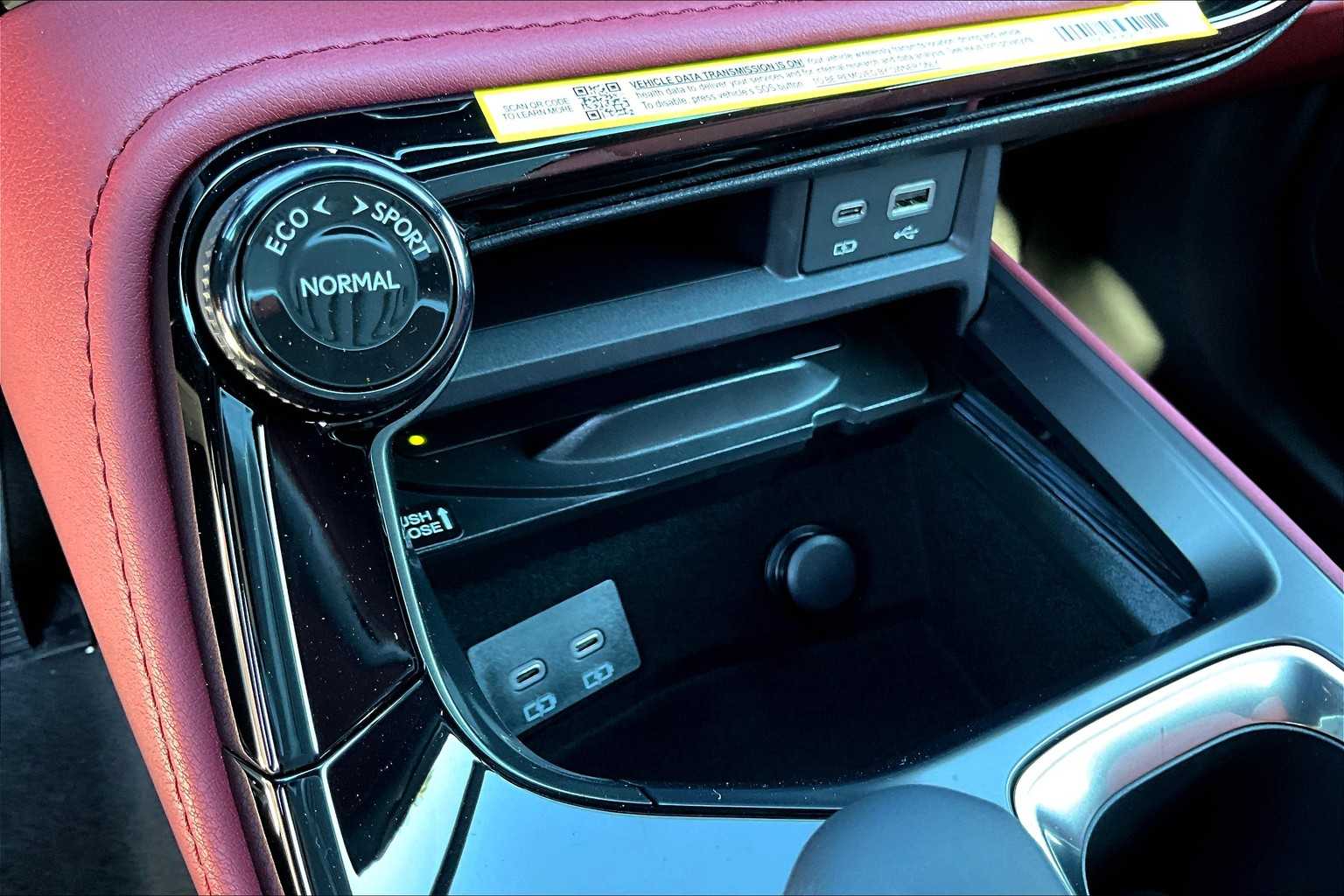 2026 Lexus NX 350 Premium photo 13