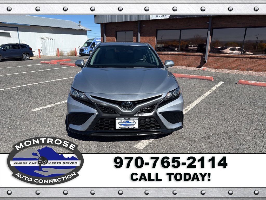 2023 Toyota Camry SE photo 2