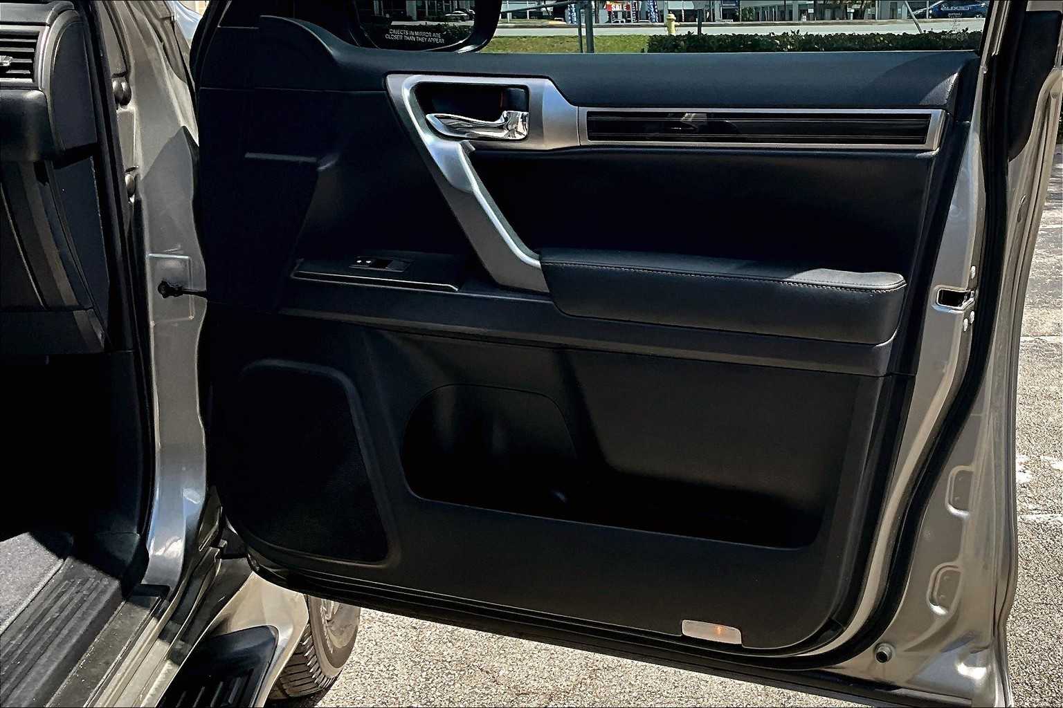 2023 Lexus GX 460 Premium photo 26