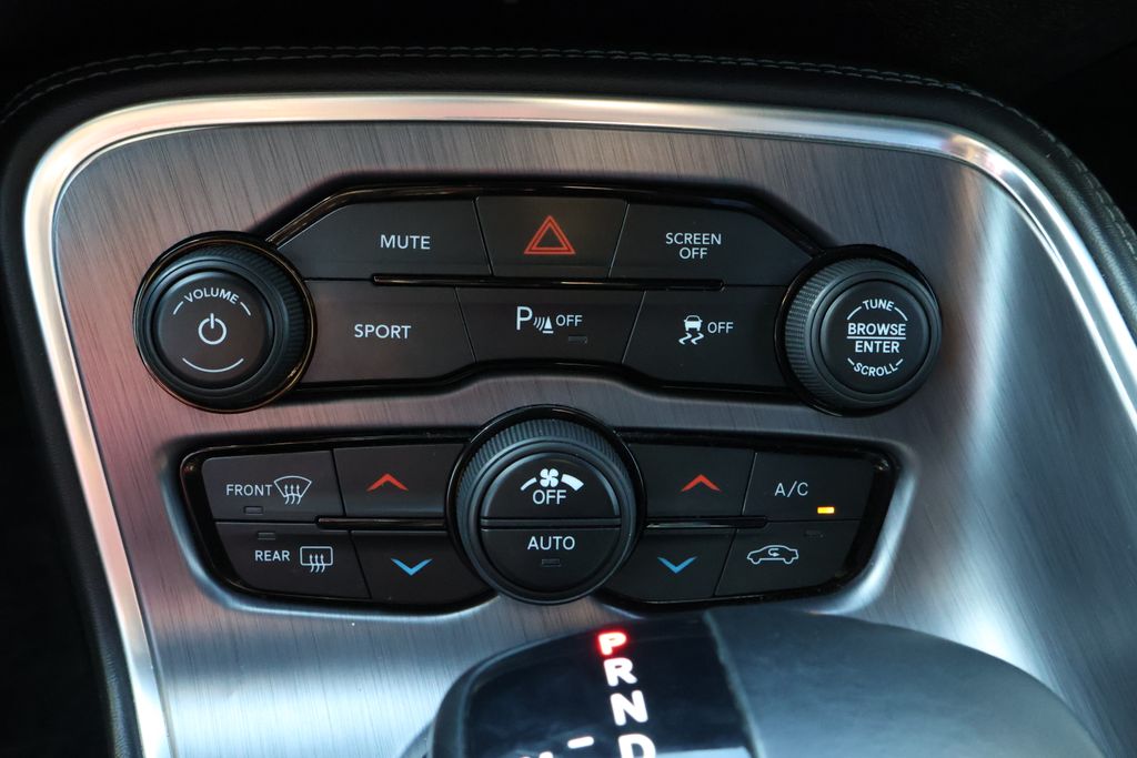 2018 Dodge Challenger R/T photo 22
