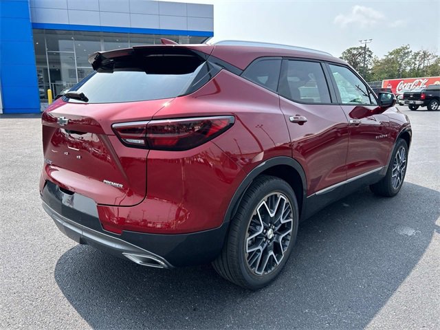 2025 Chevrolet Blazer Premier photo 4