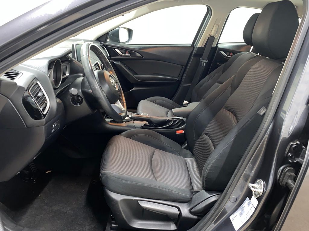 2016 Mazda Mazda3 Touring photo 7