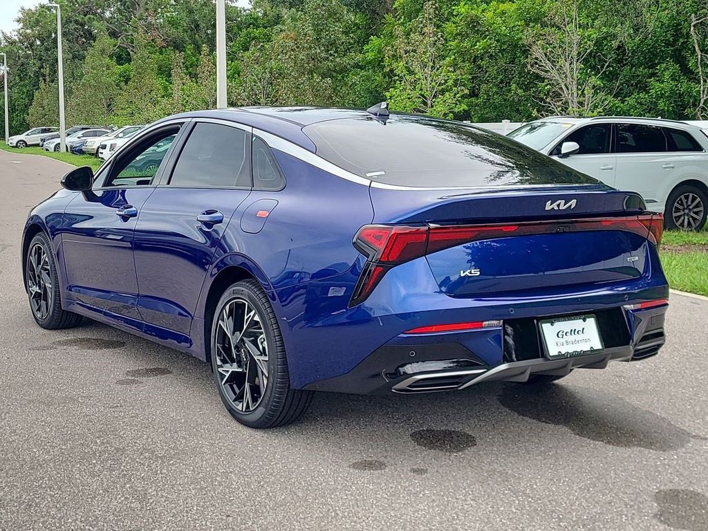 2026 Kia K5 GT-Line photo 7