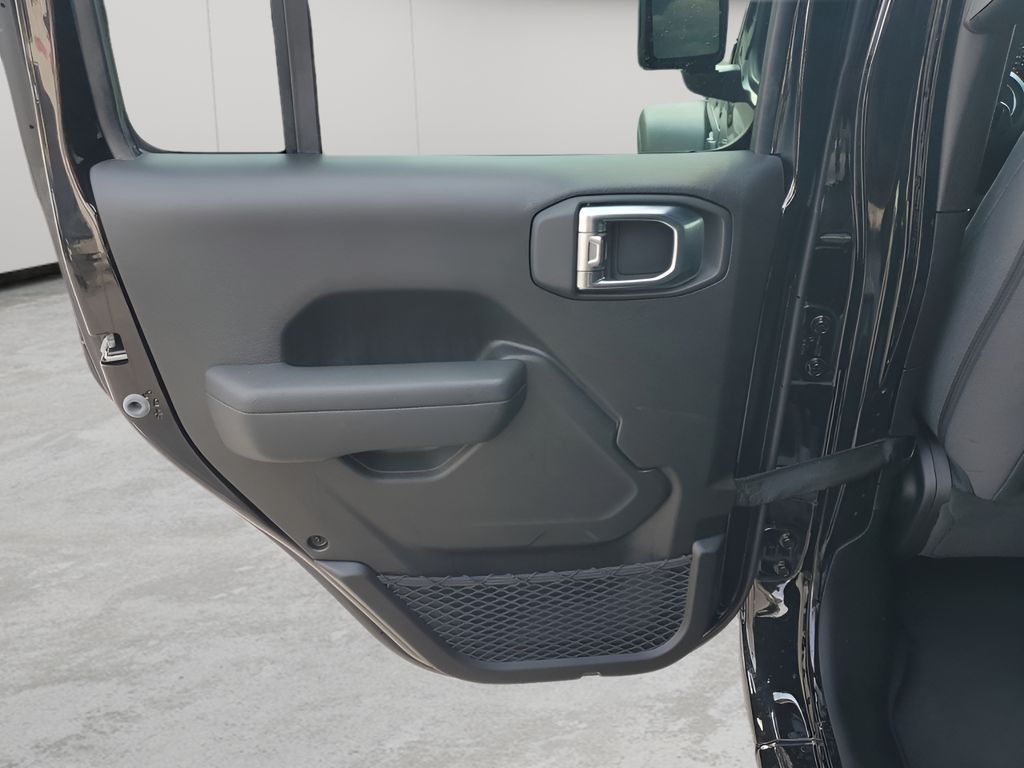 2025 Jeep Wrangler Sport photo 16