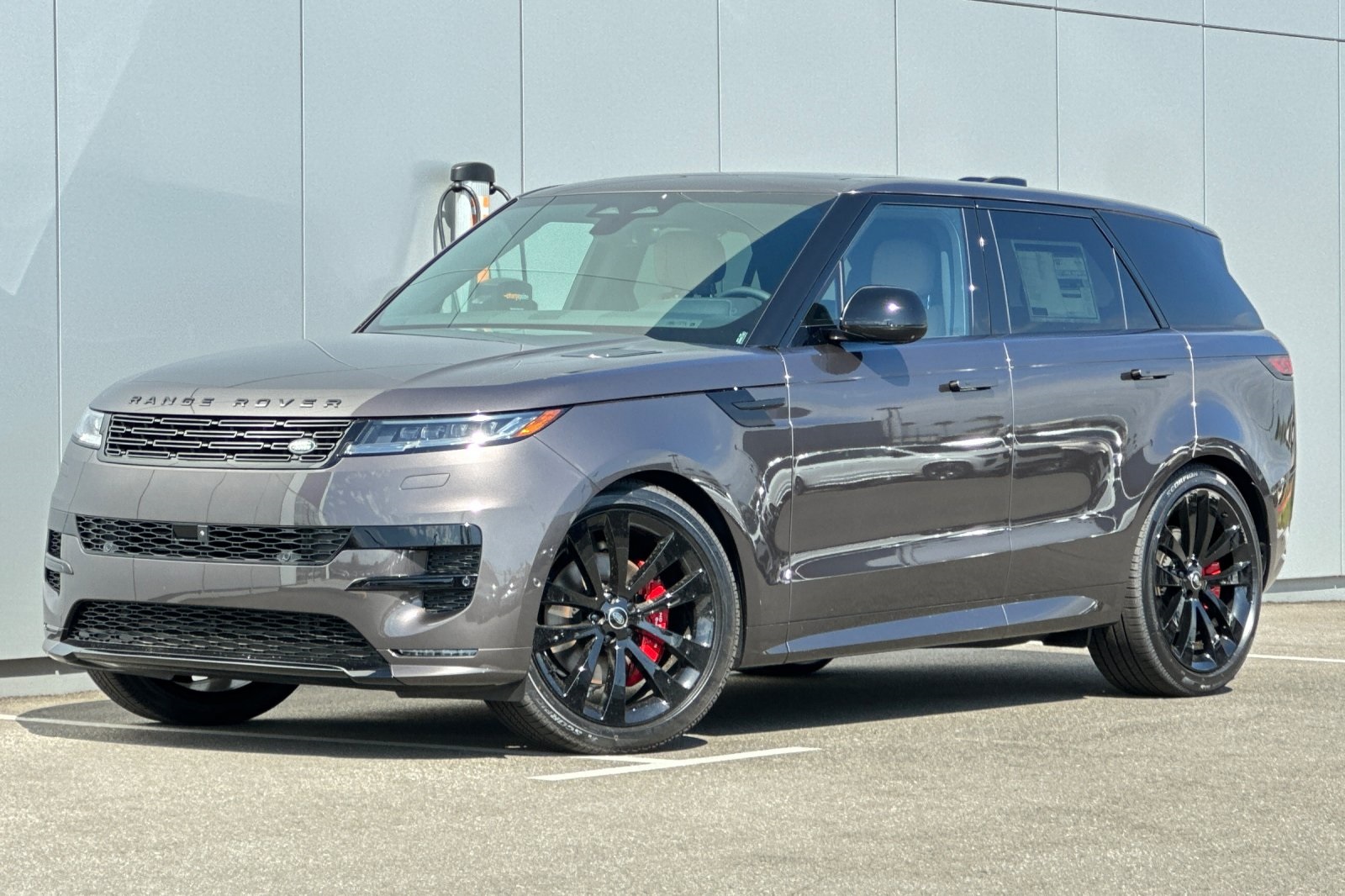 2025 Land Rover Range Rover Sport Dynamic SE's photo