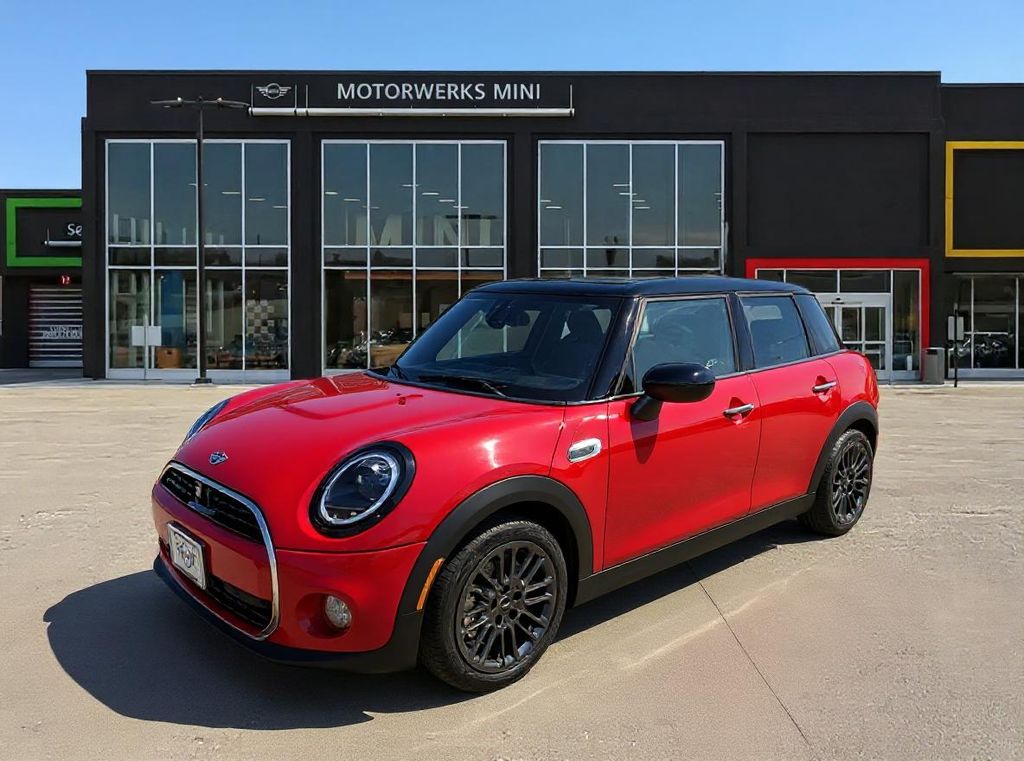 2026 MINI Hardtop 4 Door's photo