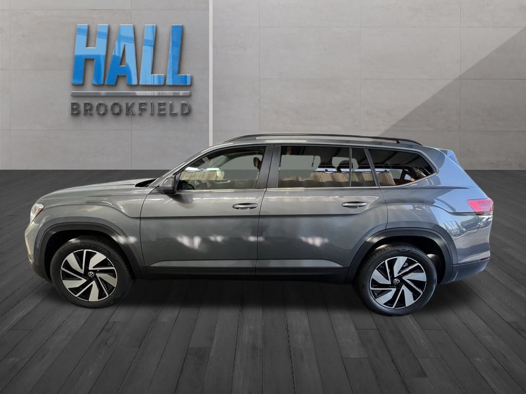 2025 Volkswagen Atlas SE Technology photo 2