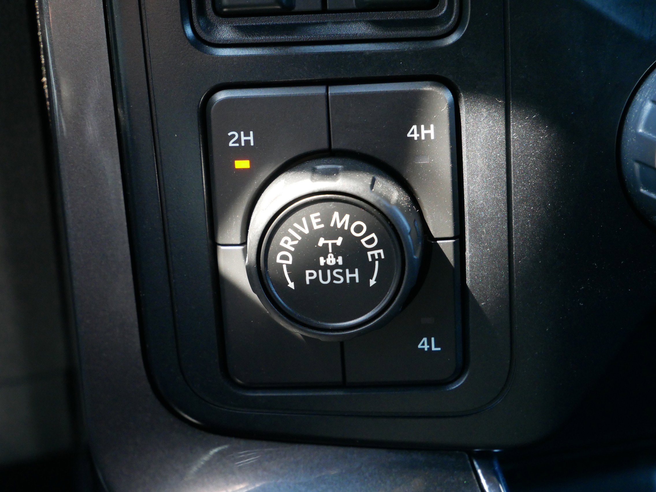 2023 Ford F-150 XLT photo 24