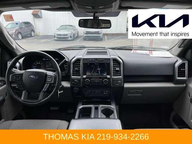 2016 Ford F-150 XLT photo 39