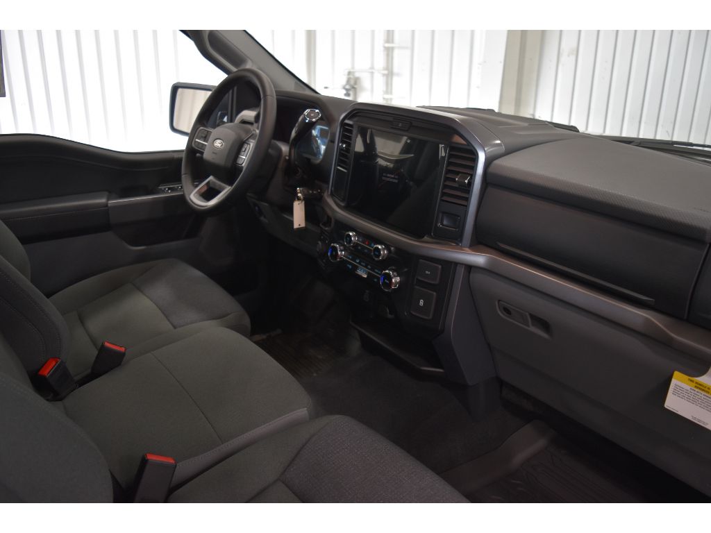 2025 Ford F-150 STX photo 25